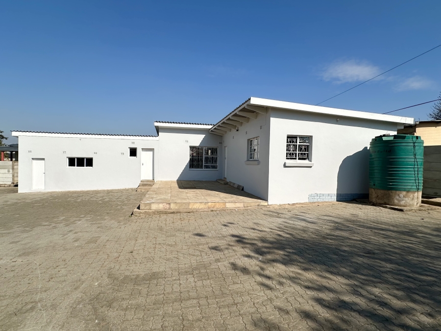 8 Bedroom Property for Sale in Norwood Eastern Cape